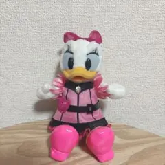 新品未使用　タグ付き　ミニー クラブマウスビート ぬいぐるみバッチ　廃盤 クラブマウスビート ミニーマウス ぬいぐるみバッジ - メルカリ