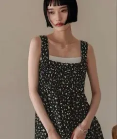 新品未使用　LOWRYSFARM ローリーズ シャーリングワンピース 花柄