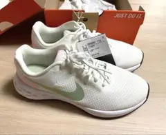 NIKE Revolution 6 NN GS DR9980-115 22.5㎝のサムネイル