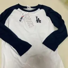 レディース　MLB ドジャース　長袖　　Tシャツ　M 新品　タグ付き
