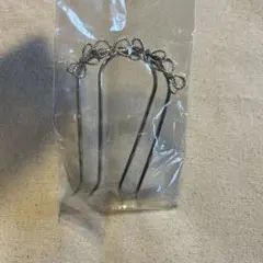 リボンモチーフ メタルヘアピン