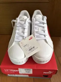 【未使用】PUMA カルメン　ホワイト 厚底スニーカー