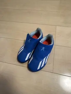 adidas キッズ サッカートレーニングシューズ 18cm