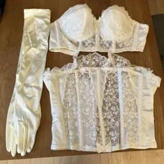 ホワイトブライダルインナーセット　刺繍入り　リボン付き