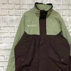 コロンビア　マウンテンパーカー　グリーングレー中綿S ロゴ刺繍アウトドア1106