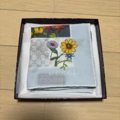 GUCCI ハンカチのサムネイル