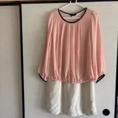 マタニティ ピンクとオフホワイトの長袖ワンピース授乳用