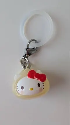 サンリオキャラクターズ　めじるしアクセサリー　なりきりまん　ハローキティ