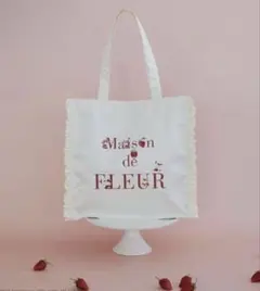 Maison de FLEUR いちご新聞 フリルトートバッグ 　　　4-16