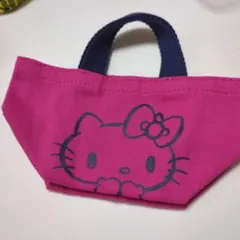 ハローキティ サンリオ　ミニトート　手のひらサイズ　ピンク