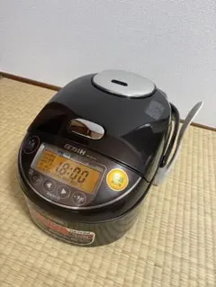 象印 圧力IH炊飯ジャー 極め炊き NP-ZC10 炊飯器のサムネイル