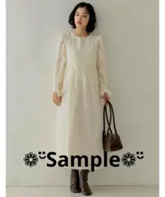 フラワージャガードシアーフレアワンピース