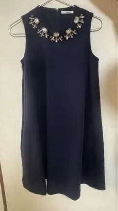 dazzlin ビジュー付き ノースリーブワンピース
