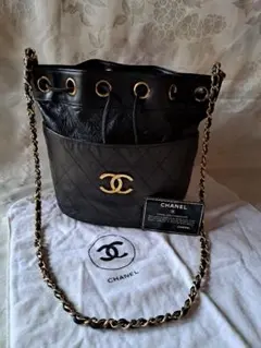 未使用に近いCHANEL　マトラッセチェーンショルダーバッグ　ポーチ付きのサムネイル