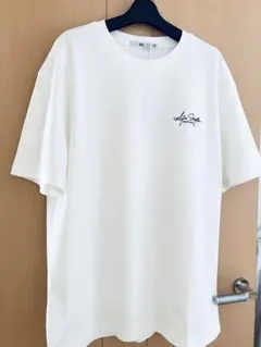 新品☆カッコイイ☆ホワイト 美品 Tシャツ 刺繍ロゴ／お得