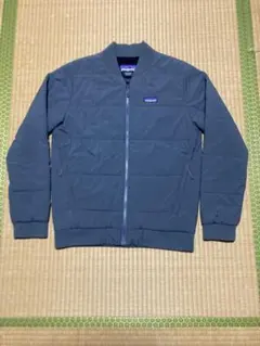 patagonia キルティングジャケット　色:グレー
