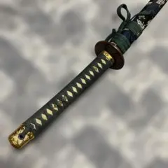 模造刀(居合刀)大小２本 濃緑柄 金縁武者絵黒鍔 黒石目塗鞘 模造刀(居合刀)大小2本 濃緑柄 金縁武者絵黒鍔 黒石目塗鞘 - メルカリ