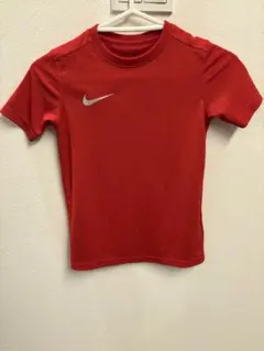 NIKE サッカーシャツ (赤) 7-8year