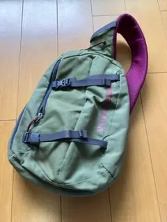 パタゴニア アトムスリング ボディバッグ ワンショルダー Y2K ピンク