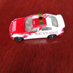 トミカ　日産スカイライン　NO.8のサムネイル