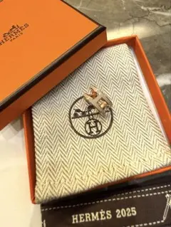 新品未使用 エルメス 入手困難（白×イエローゴールド）ミニ・ポップH 