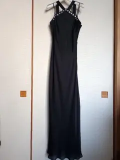 ブラックノースリーブロングワンピースのサムネイル