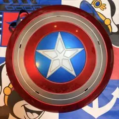 希少・海外限定】キャプテンアメリカ シールド ドリンクボトル - メルカリ