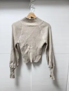 Kastane リブ編み ベージュ クロップドセーター