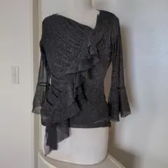 ダンス黒色ラメ入りラッフルトップスＭ