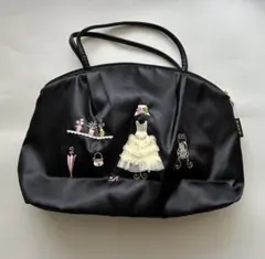 かわいい 刺繍デザイン 黒 トートバッグ 新品未使用 刺繍 ドレス ねこ 猫