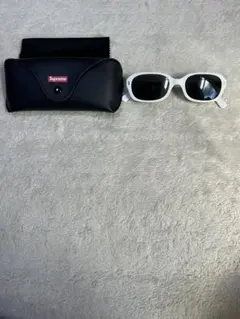 完売カラー！SUPREME　21SS　Vega サングラス　ベガのサムネイル