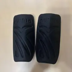 DUARIG ブラック シンガード サッカー