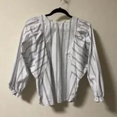 トップス　レディース　シャツ　ストライプ　春服　春コーデのサムネイル