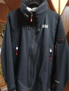 Helly Hansen 黒のアウトドアジャケット