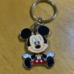 ディズニー ミッキーマウス キーホルダー キーチェーン　ゴールド レトロ