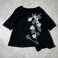 慈雨 ジウ センソユニコ 刺繍デザイン 変形カットソー Tシャツ ブラック 40のサムネイル