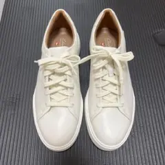 ※未使用品※Clarks Structured レザースニーカー ホワイトのサムネイル