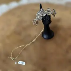 クリスタル風ネックレス