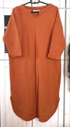 ワンピース　ニット　セーター　7部丈　オレンジ　ブラウン　トップス