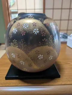 天目　梅チラシ 天目 梅チラシ花器 - メルカリ