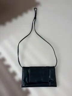 ブラックレザー スマホショルダーバッグ