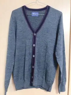 FRED PERRY グレー Vネック カーディガン Sサイズ 綺麗め シンプル