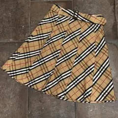 希少 バーバリーロンドン ベルト付 ノバチェック プリーツスカート 38