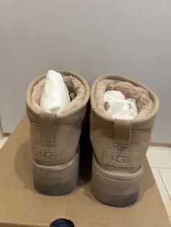 UGG ベージュ ムートンブーツ 厚底