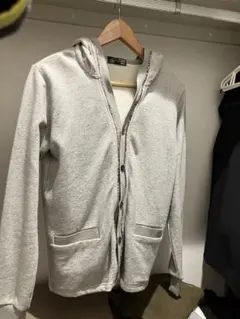 BEAMS フード付きグレーパーカー　Sサイズ