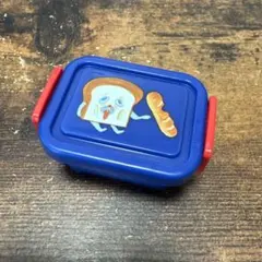 パンどろぼう カプセルトイ　コンテナ　まずい