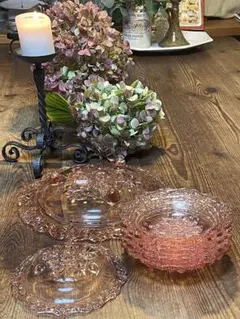 ガラス　器セット　ピンクカラー