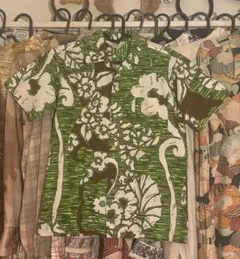 Sears 70s Hawaiian Shirt Green Floralのサムネイル