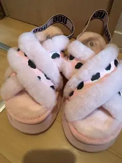 UGG 厚底サンダル ピンク 26cmのサムネイル