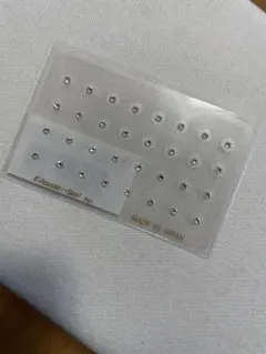 耳つぼジュエリー スワロフスキー ダイヤ（極小） 32個入り